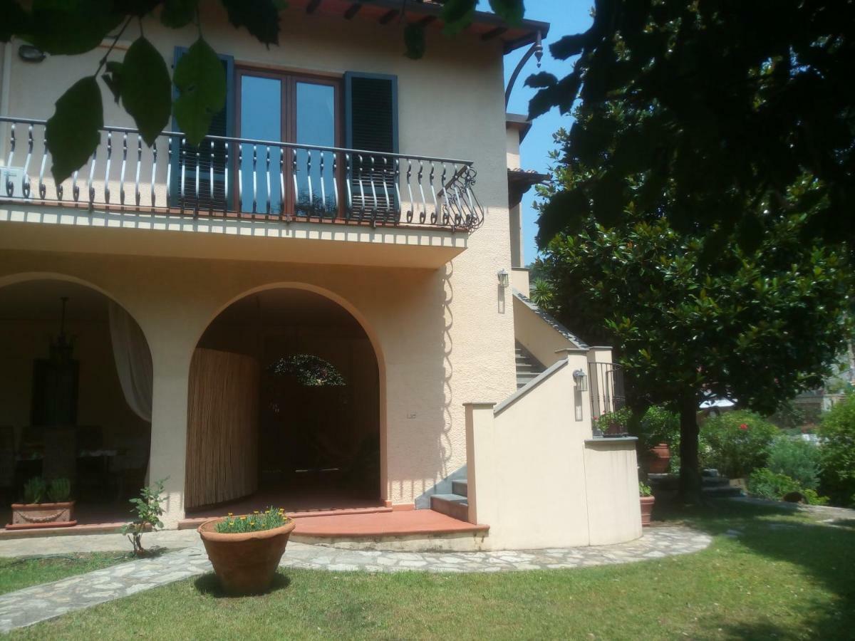 Villa Emma I Lecci Quiesa Exterior photo